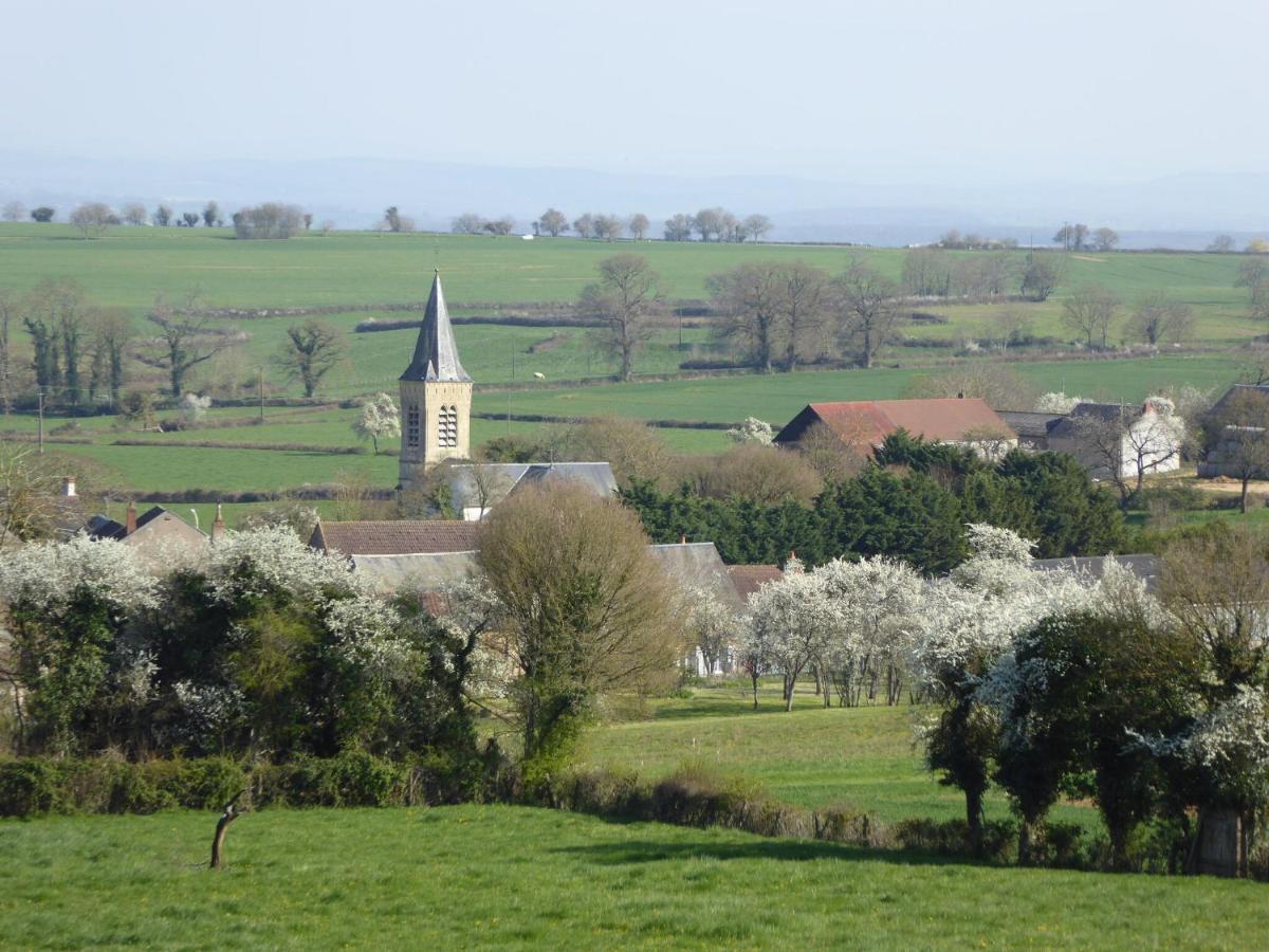 Burgundian Farmhouse In Talon With Fireplace Exterior photo